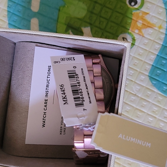 MK Watch - Picture 2 of 6